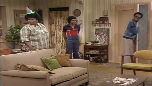 24%2F7_What%27s_Happening%21%21-live-stream-channel